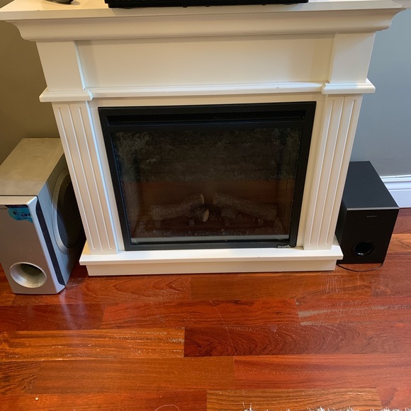 Moving - Picture 3 of 4